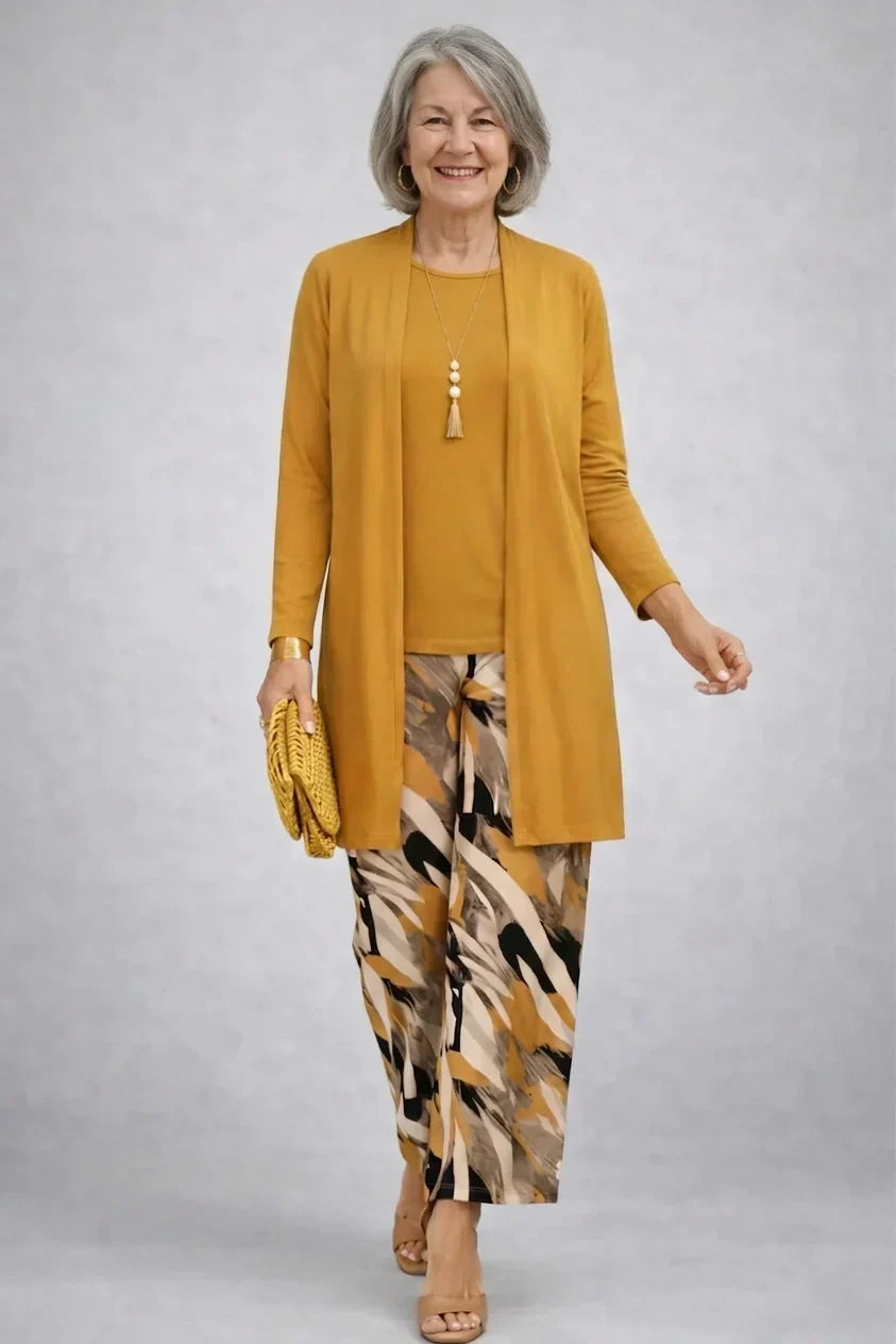 Honora | Ensemble trois pièces moutarde avec pantalon imprimé