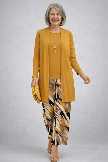 Honora | Ensemble trois pièces moutarde avec pantalon imprimé