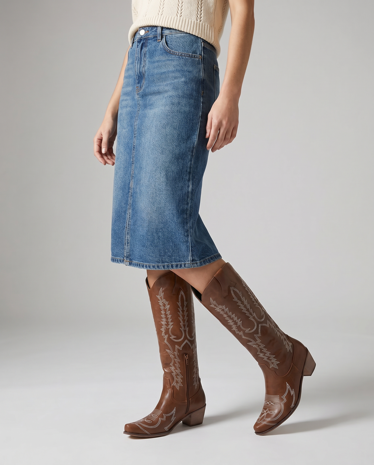 Bottes de cowboy hautes brodées pour femme