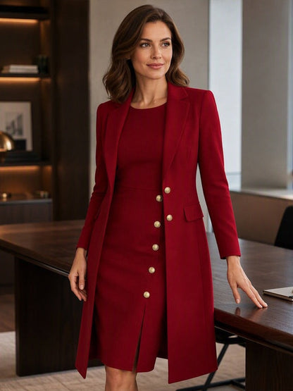 Séverine | Ensemble blazer long et robe sans manches à boutons dorés